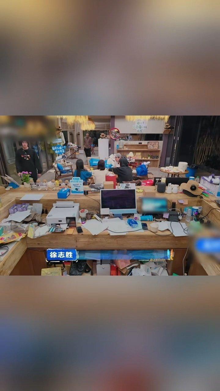 王鹤棣沈月徐志胜谈上综艺的好处 原来综艺是“好友见面会”！王鹤棣循环见熟人，沈月