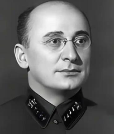 俄方公布一份永不开启的绝密档案，苏方瞒了50年的秘密被公开。
 
麻烦看官老爷们