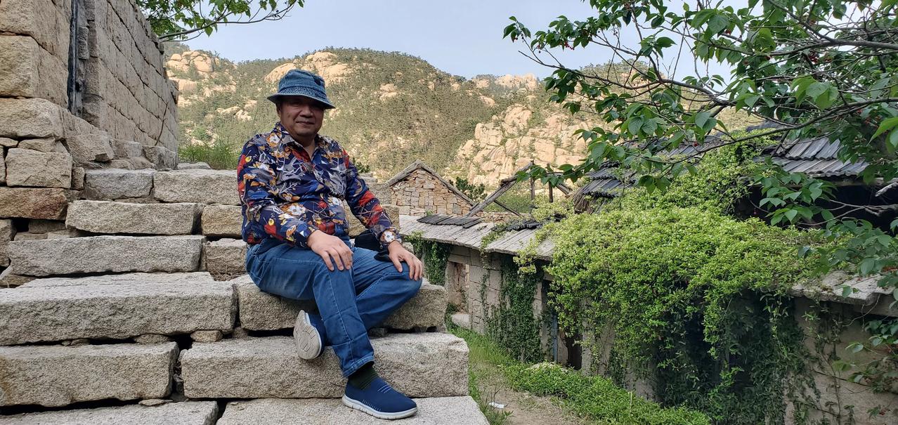 王铎：我登崂山
崂山很大，山峰众多，方圆400多平方公里。所以，青岛人到崂山，不