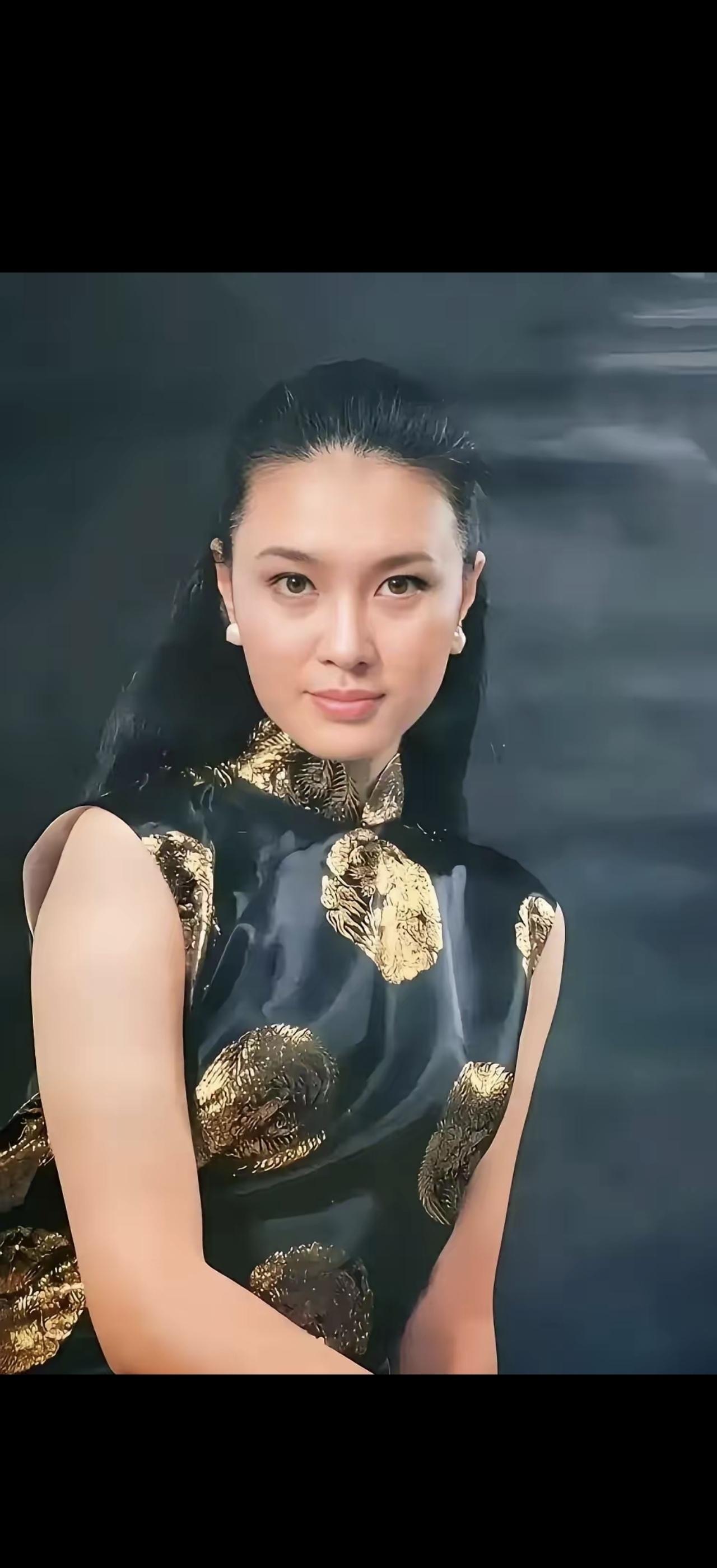 金衣美人，沉鱼落雁。