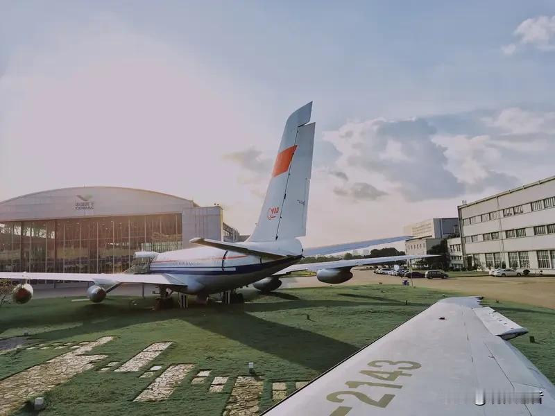 中国航空工业再创辉煌！在2025亚洲通用航空展上，我国自主研发的兆瓦级氢燃料涡轮