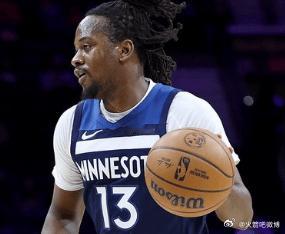 火箭已与特里斯滕-牛顿达成一份双向合同🚀本赛季牛顿在G联盟爱荷华狼队效力期间，