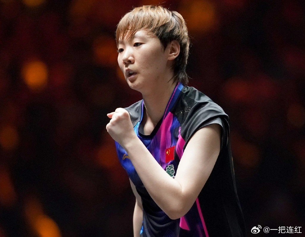 WTT新加坡大满贯2026女子单打1/4决赛，日本选手张本美和对阵中国选手王曼昱