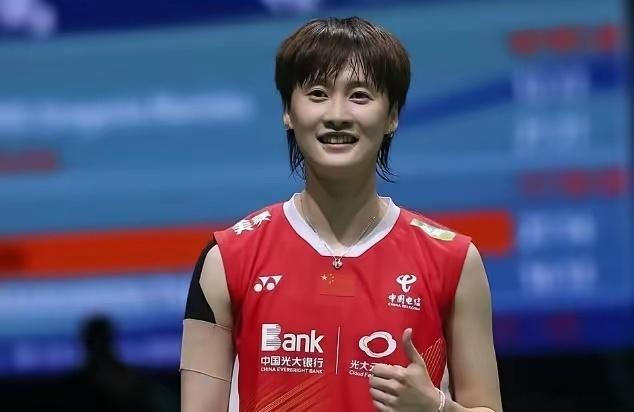 印尼羽毛球公开赛男女单打四强全部产生，陈雨菲晋级！男单半决赛对阵如下乔纳坦🇮?