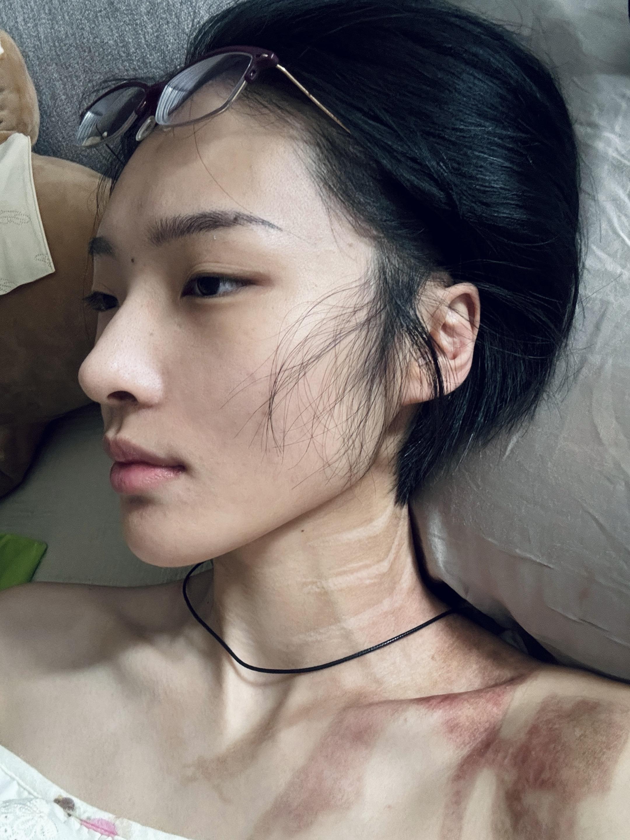 大早上的发点让大家开心的，下期看什么 别太贵。