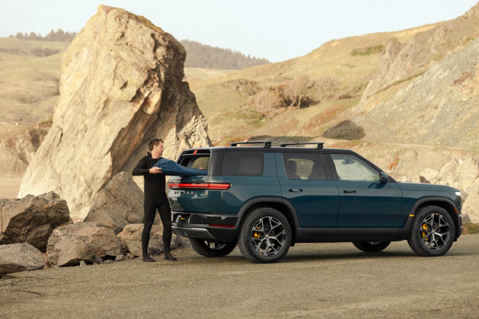Rivian R2正式上市 起售价4.5万美元美系造车新势力Rivian全新车型