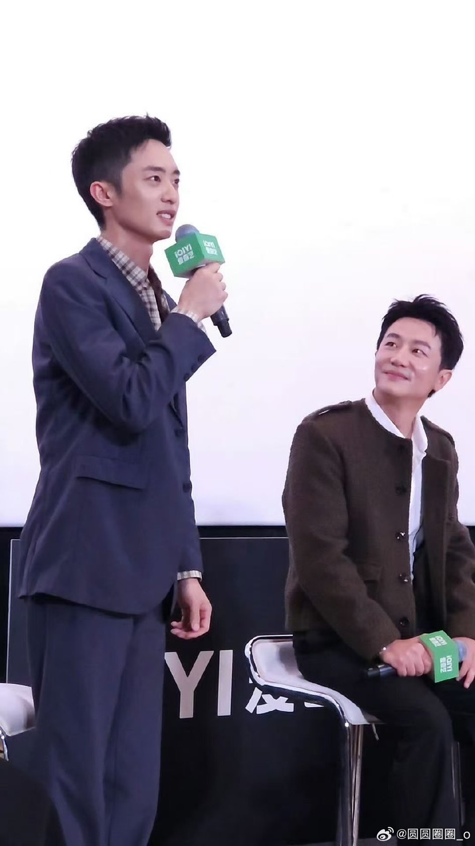 白宇帆这辈子是绕不开黄轩了今晚六点锁定爱奇艺不见不散[哇][good] 黄轩白宇