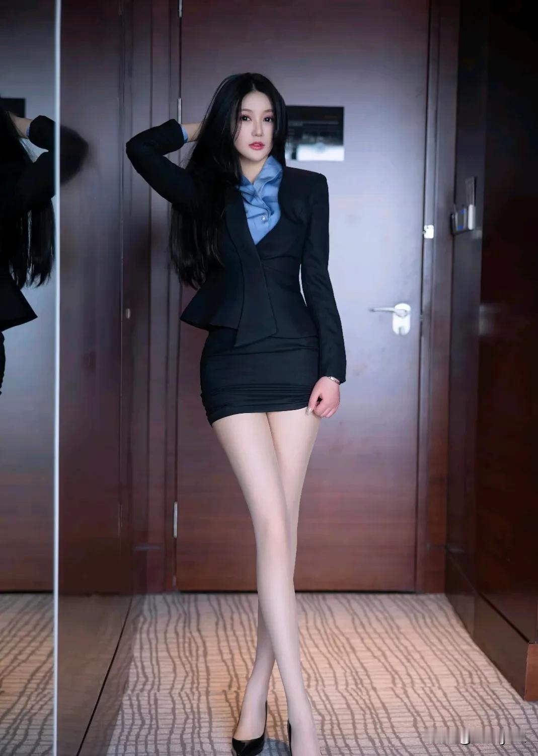 #你认为性感女性魅力应该如何定义?#
#迷人的极品身材# #好身材性感女神# #