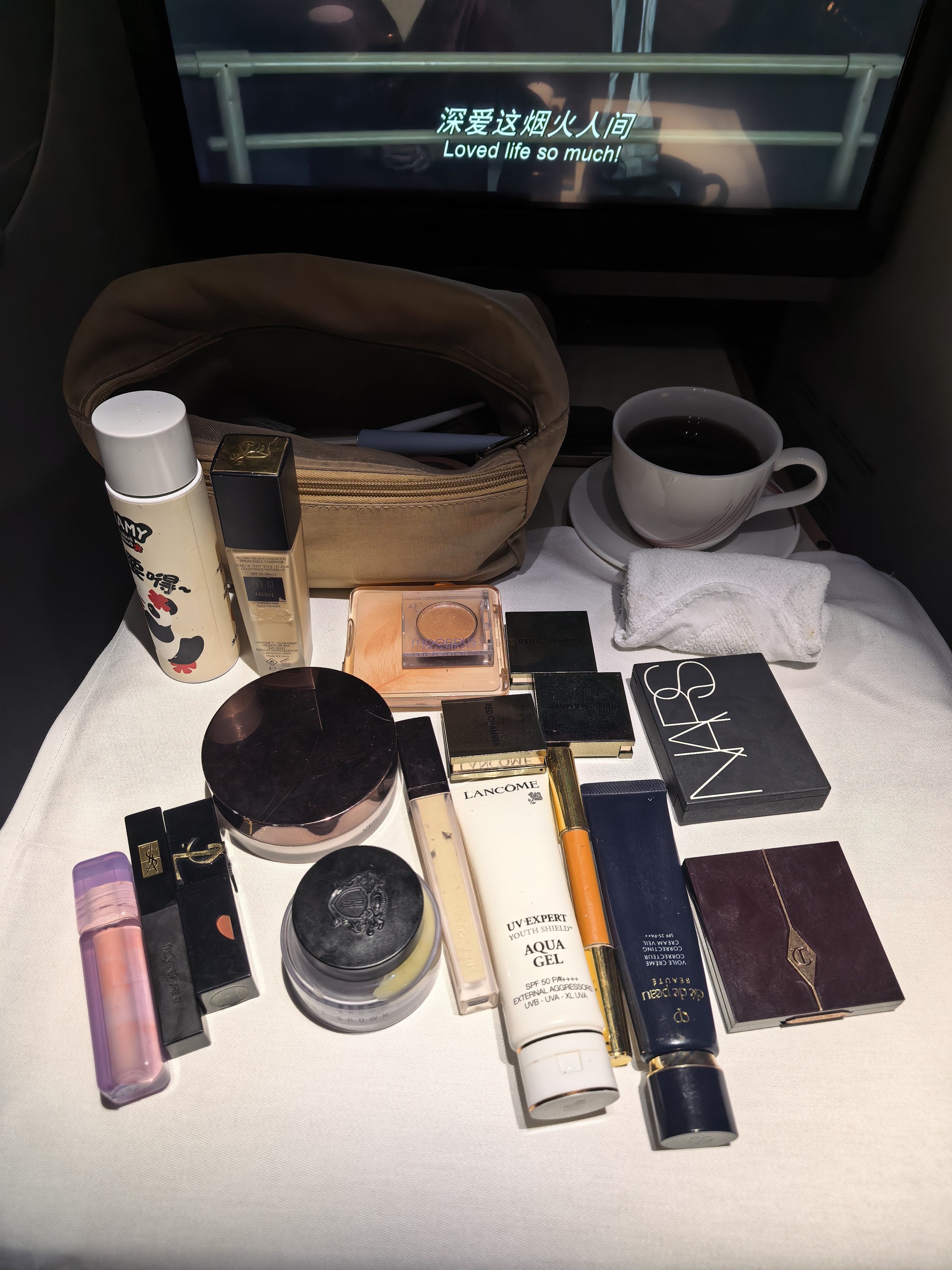 化妆品全览，有你们的同款吗[嘻嘻][嘻嘻][嘻嘻] ​​​