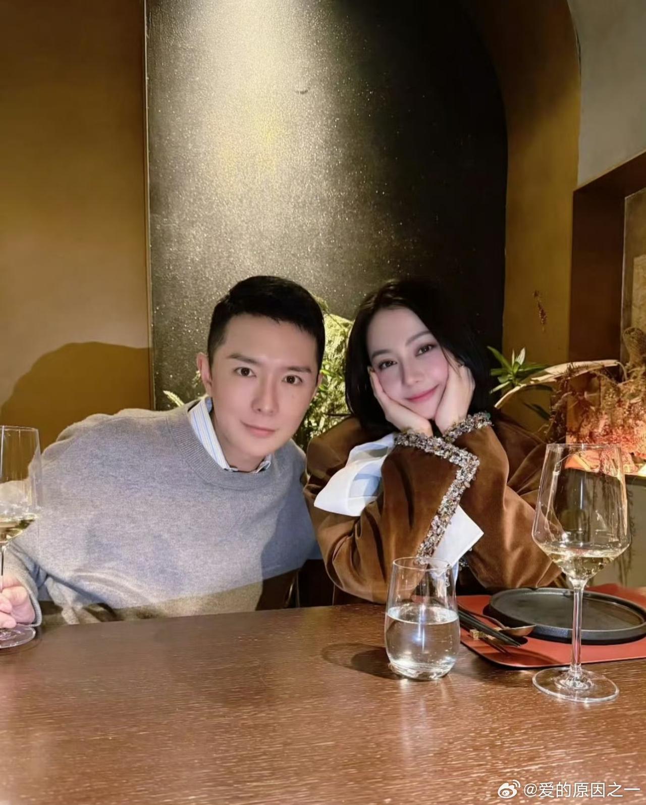 顶流同框！迪丽热巴聚餐对象不简单
 
 全网都在好奇，能和热巴同框吃饭的到底是谁