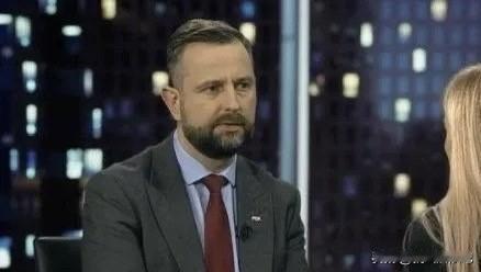 波兰防长瓦迪斯瓦夫·科西尼亚克-卡梅什表示，波兰与立陶宛、拉脱维亚、爱沙尼亚三国