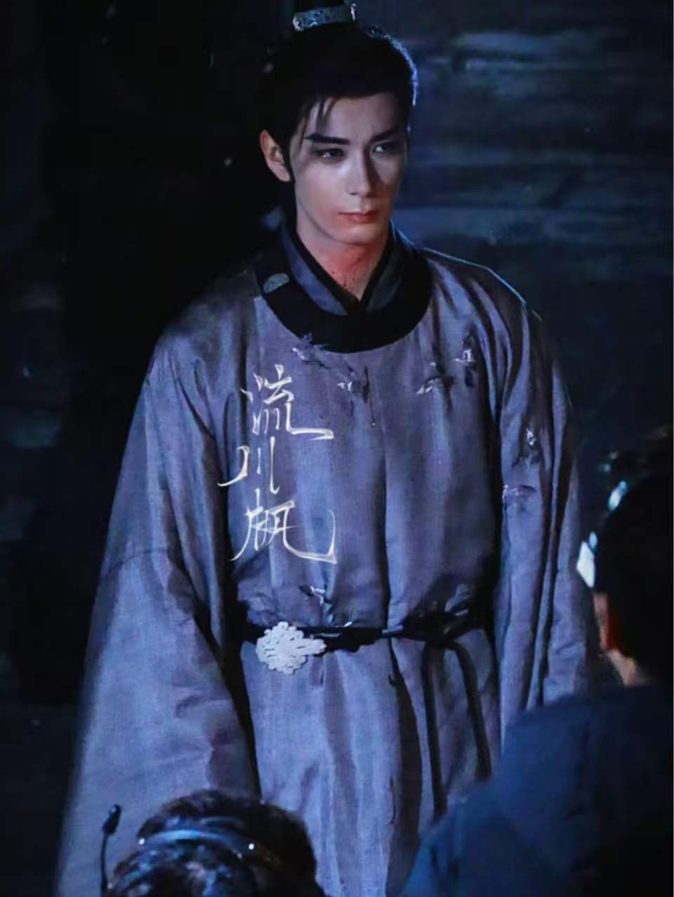 陈星旭这才是有效摘面具陈星旭摘面具路透 被陈星旭的摘面具杀疯了！这才是真正教科书