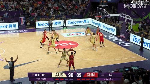 胡明轩绝杀三分不中，可惜！中国男篮vs澳大利亚男篮 ​​​