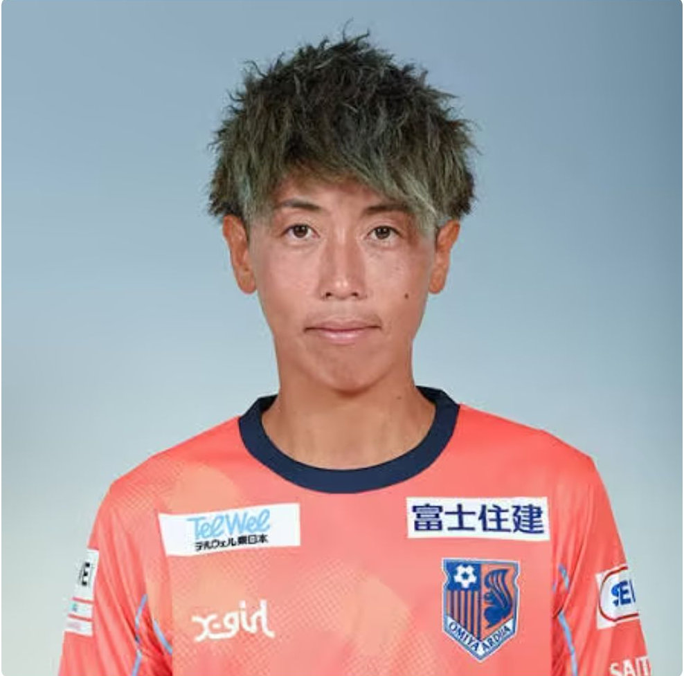前日本女足国脚变身奶爸，山崎圆美晒新生儿踢球视频，立志做个好父亲 