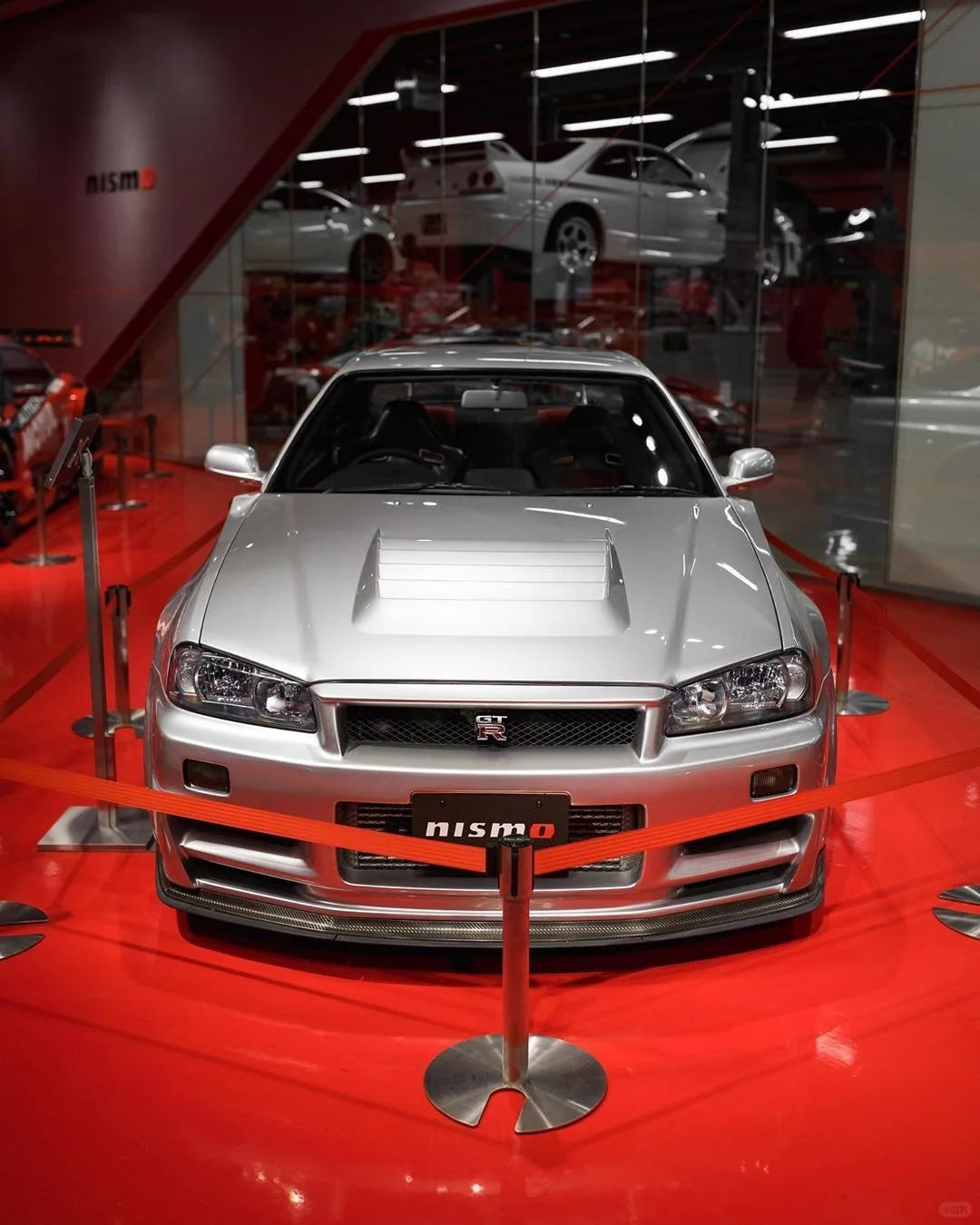 日产战神GTR Nismo R34 Z-tune
