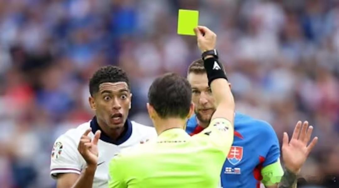 世界杯黄牌规则迎来重大调整！国际足联计划实行两次清牌新规据TA消息，国际足联理事