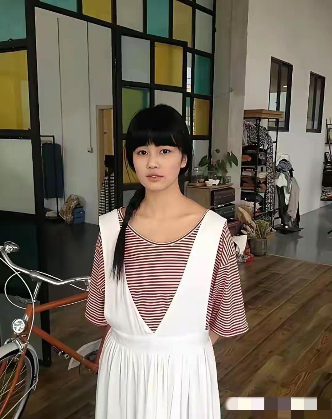 谁能想到，这个长相很普通的女孩，以后能火遍大江南北?白鹿 真正厉害的女孩 倾国倾