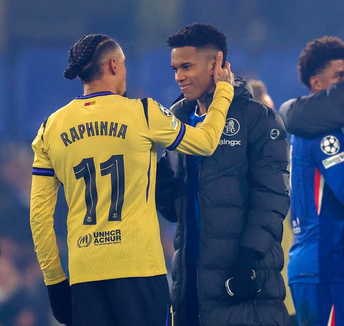 🚨安德烈·库里（埃斯特旺的经纪人）：“巴萨技术秘书处的负责人一直都同意签下埃斯