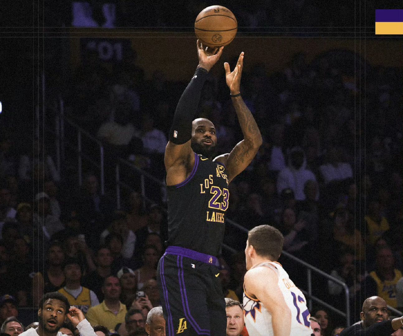 NBA 詹姆斯出战32分钟，17投11中砍26分8板11助，投篮命中率64.7%