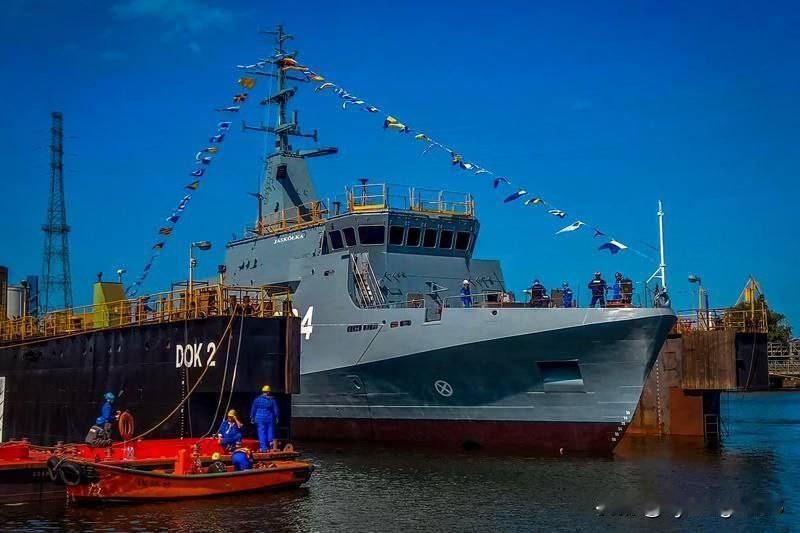 🛳🇵🇱 波兰新型扫雷舰开始海试

波兰已开始对第四艘卡尔莫兰级扫雷舰“雅斯