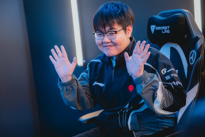 369燃尽了 TES面对LCK十五连败九哥啊！369拿下TES全队最多人头击杀数