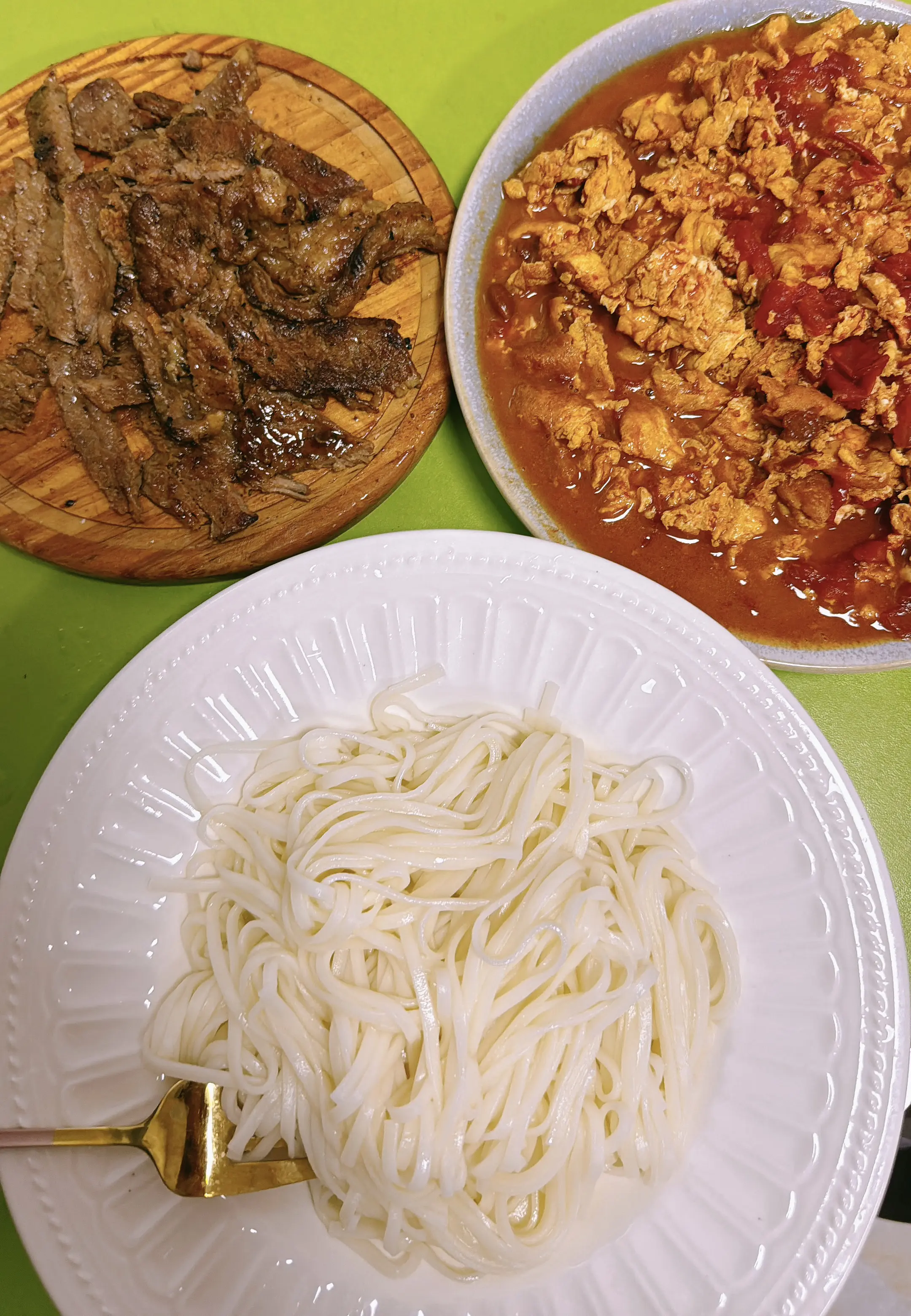 没有意面，那就来个西红柿鸡蛋卤吧😂