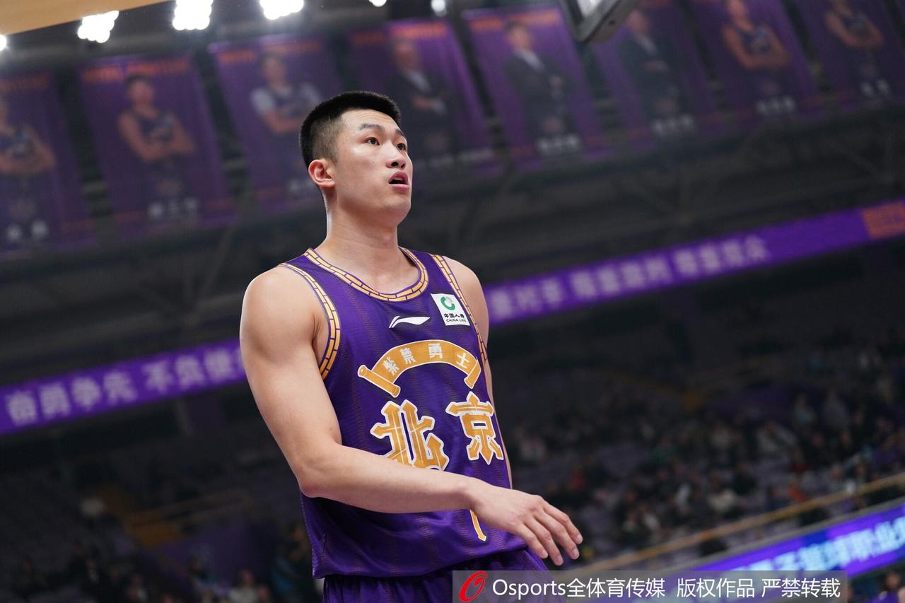 CBA浙江稠州男篮新赛季实力显著提升。余嘉豪确定回归，新援也已到位。
这个休赛期