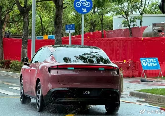 看到的Mona L03也是多起来了小鹏汽车