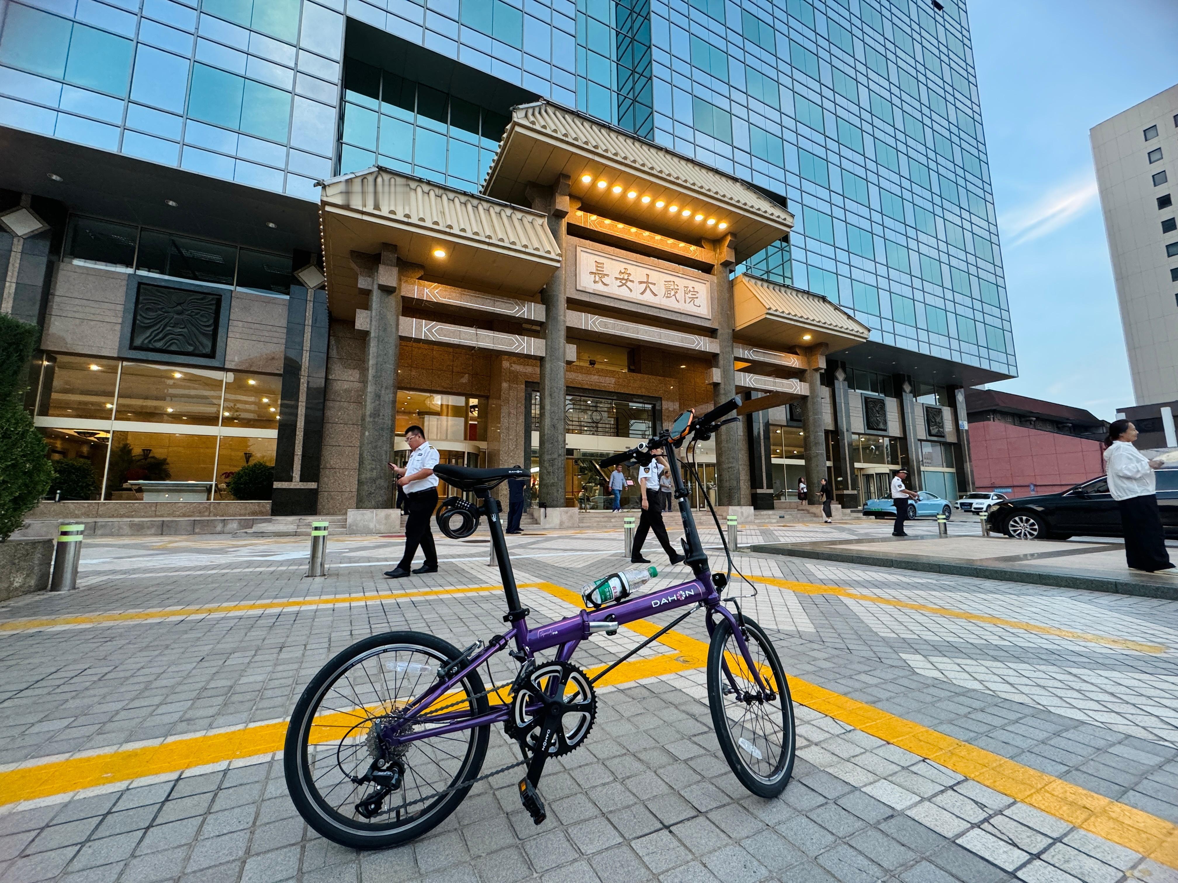 骑26公里后看演出的体感变化：空调冷气功率比平时增加了50%椅子柔软舒适度比平时