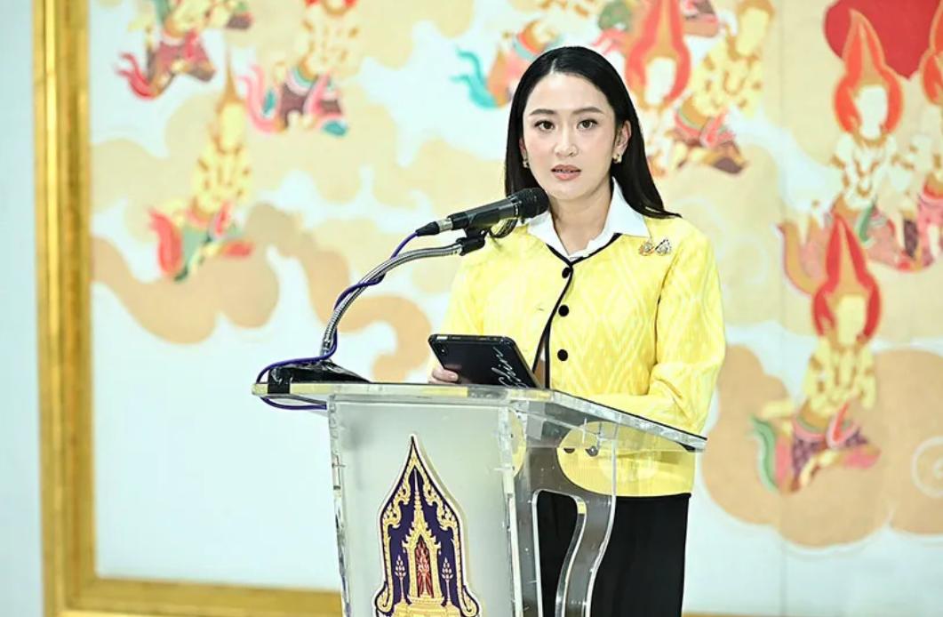 动了富人的奶酪，穷人的孩子成为了一具遗体，永远挂在了墙上。38岁的佩通坦否认泰柬