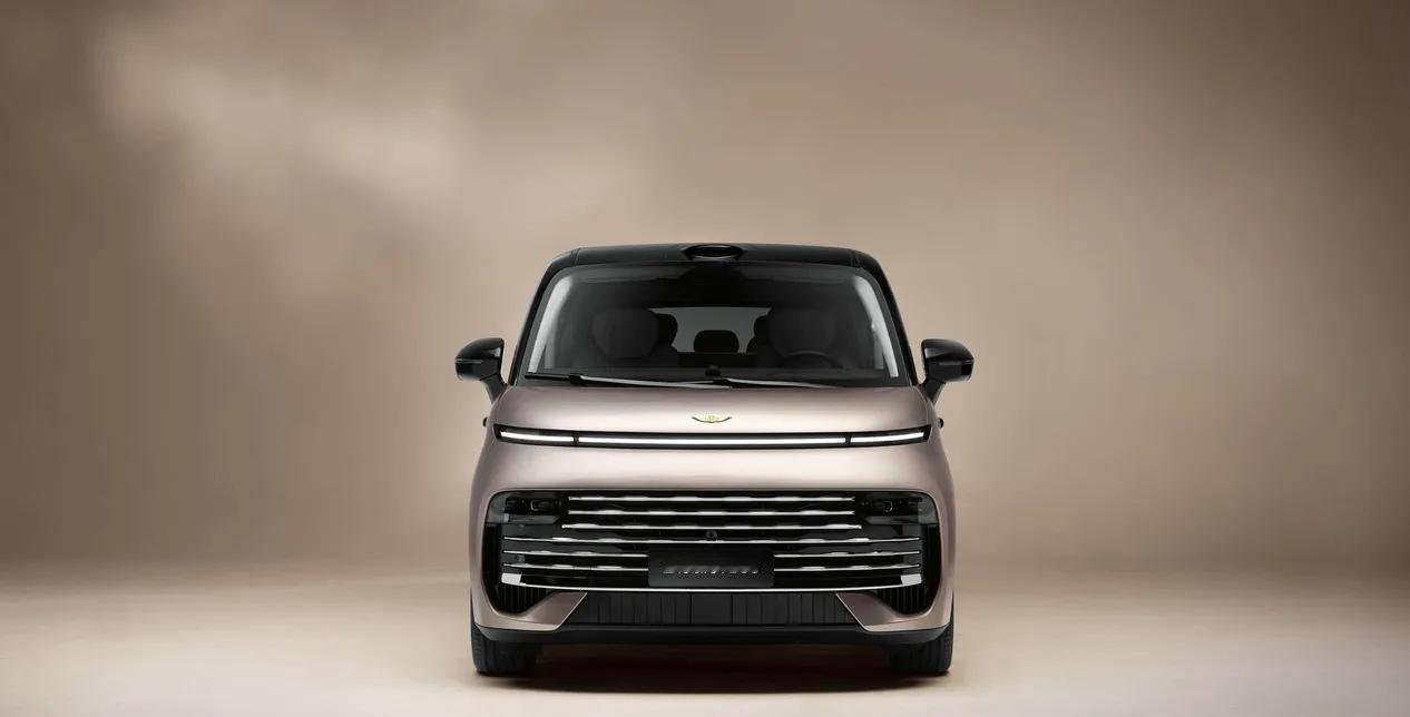 看看谁才是国内汽车的老大：
1、论销量一﹣比亚迪是老大
2、论性价比一﹣零跑是老