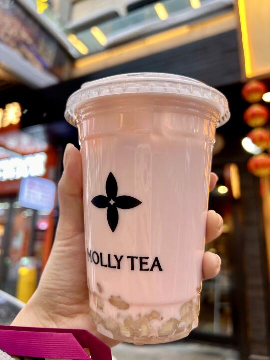 城市限定款奶茶❓乌鲁木齐出息了啊❗