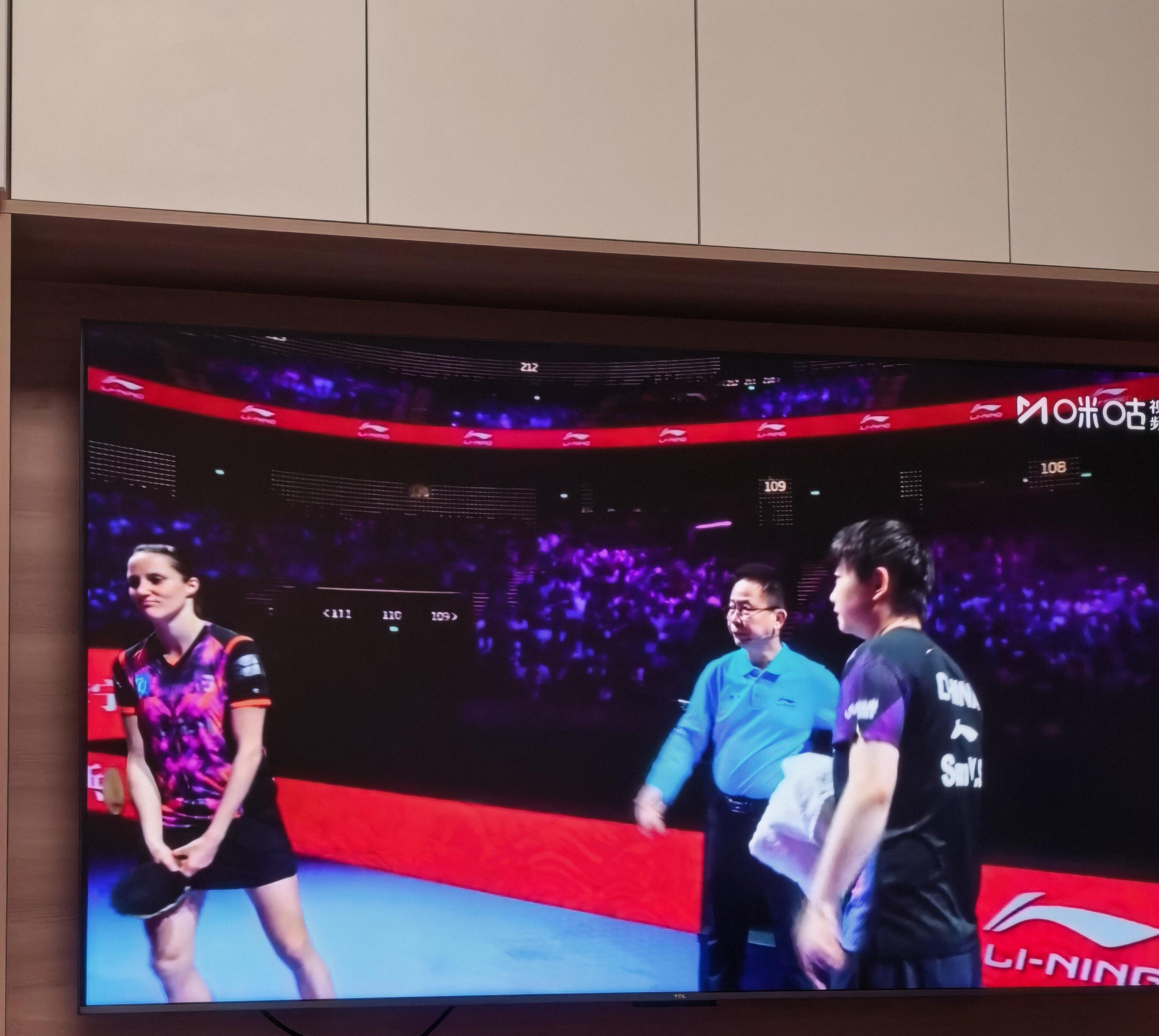 大电视就是要看点让我开心的今天让我觉得我的电视和我心脏一起受伤了 