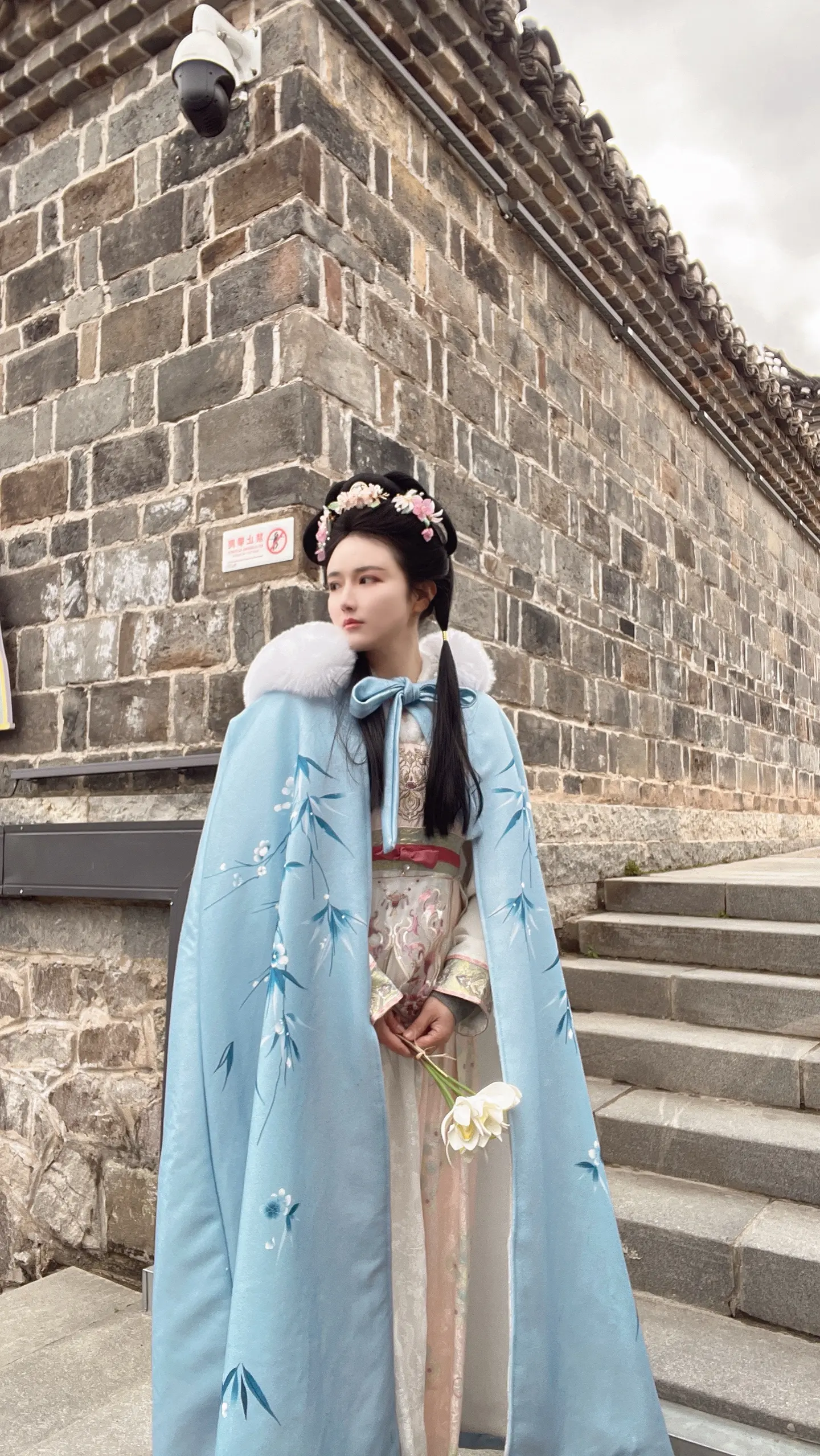 愿2026年的我们，能够做喜欢的事，爱值得的人，活得尽兴且快乐，过得恣...