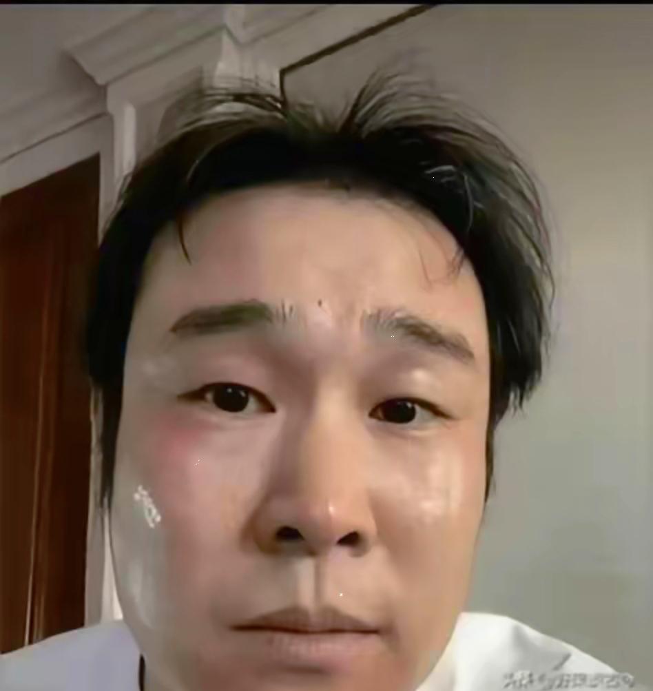 小沈阳，每月给哥哥转5万，被骂不孝！哥哥沈飞直接开直播。晒出账单：每月转账记录，