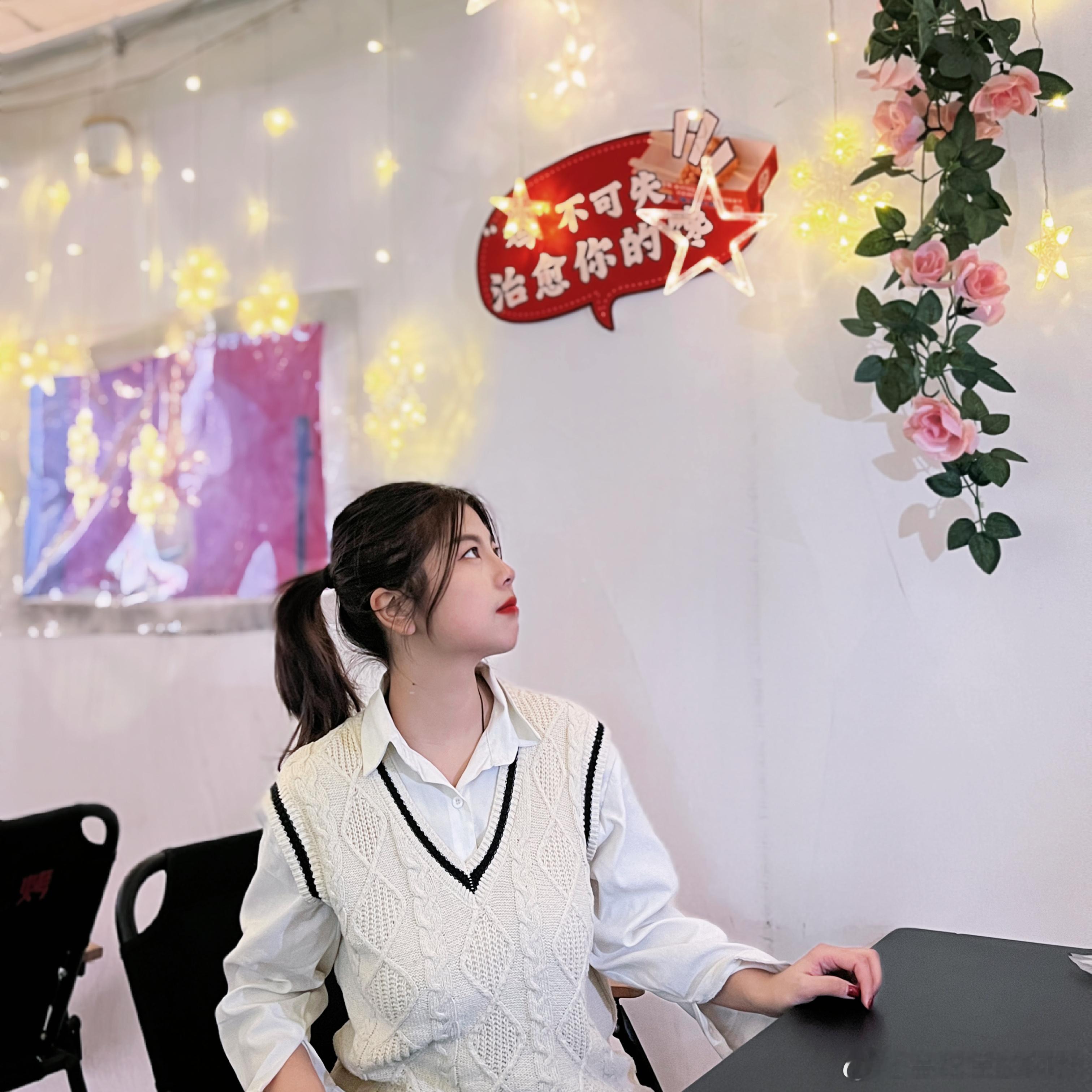 ⟡ ᗪᗩIᒪY 日常.ᐟ.ᐟ 喜欢这样的时刻有温暖见昏的光和影影绰绰藏不住的温暖