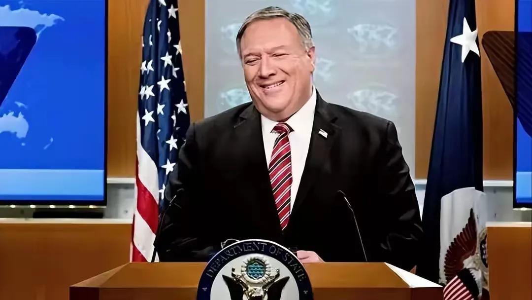 建国搞定哈哈姐，谁受益最大？蓬佩奥，有可能是蓬佩奥这个反华急先锋。

这娃遭到中