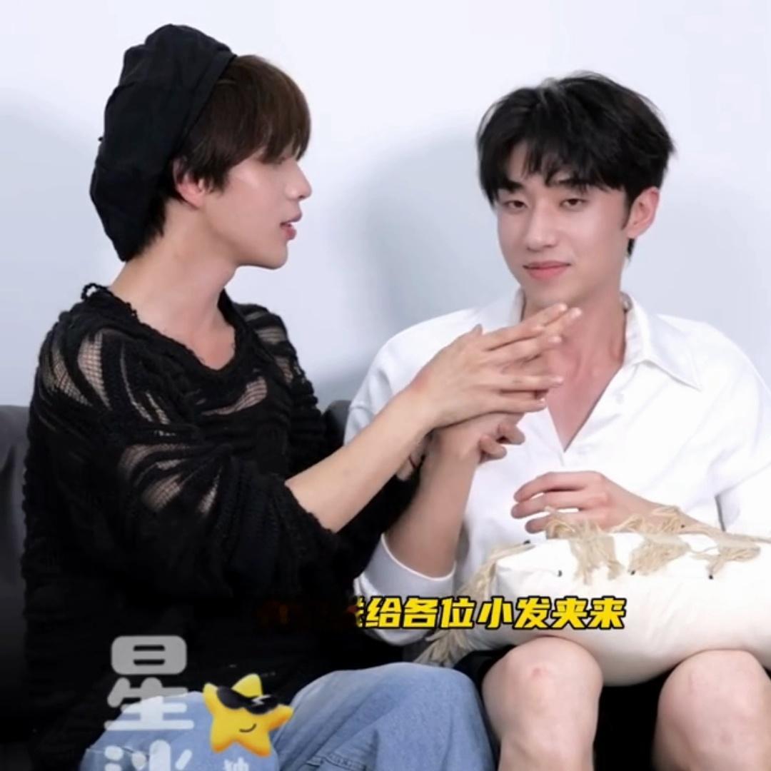 “送给各位小发夹” 