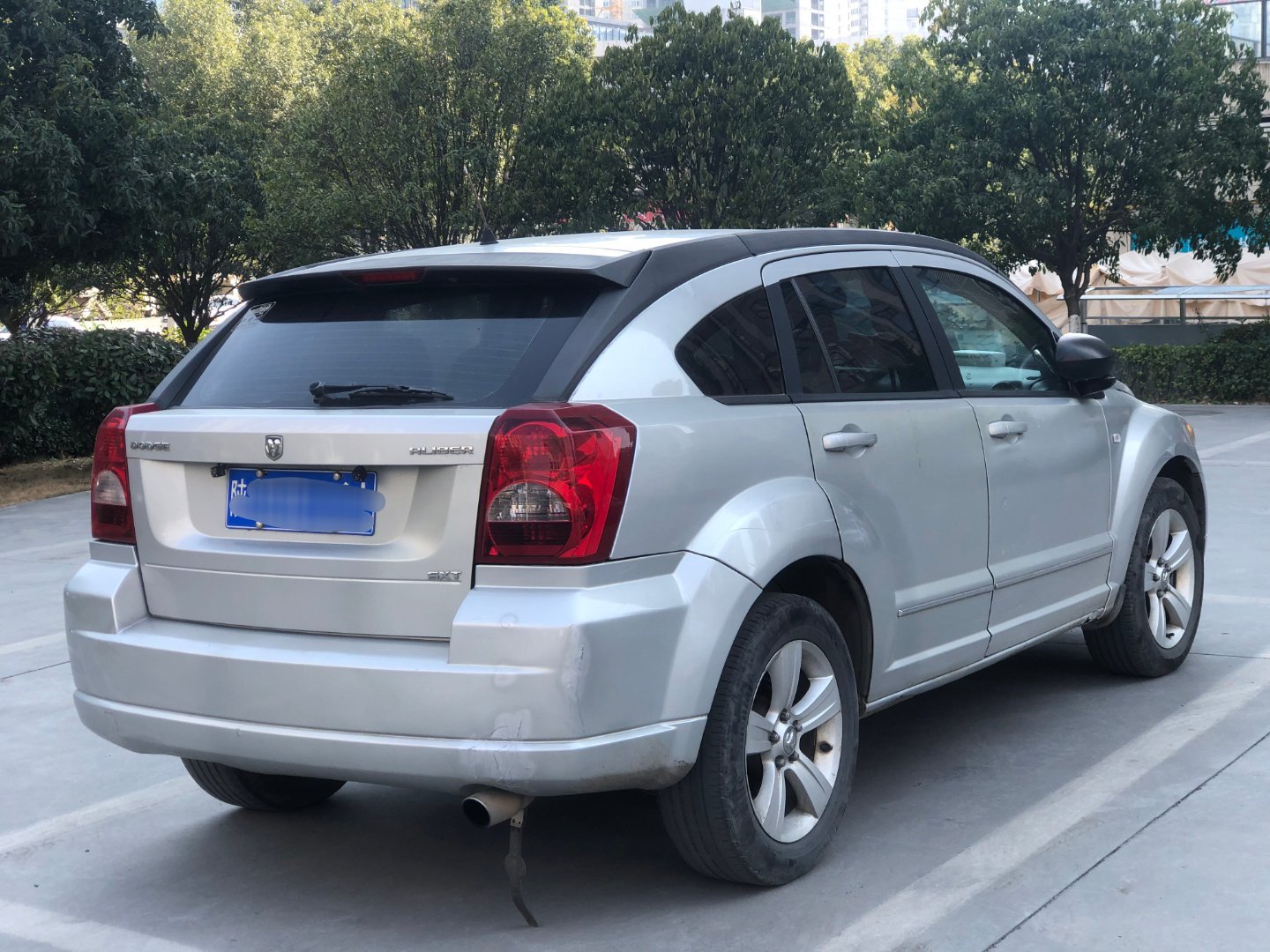 汽车汽车街拍我与汽车的日常道奇道奇酷搏 这是一张银色道奇酷搏（Dodge Cal