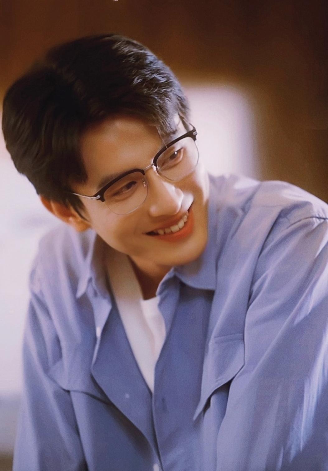 从一个地方就能看出刘萧旭才是货真价实敬职敬业的好演员，那就是他为了剧中的角色连续