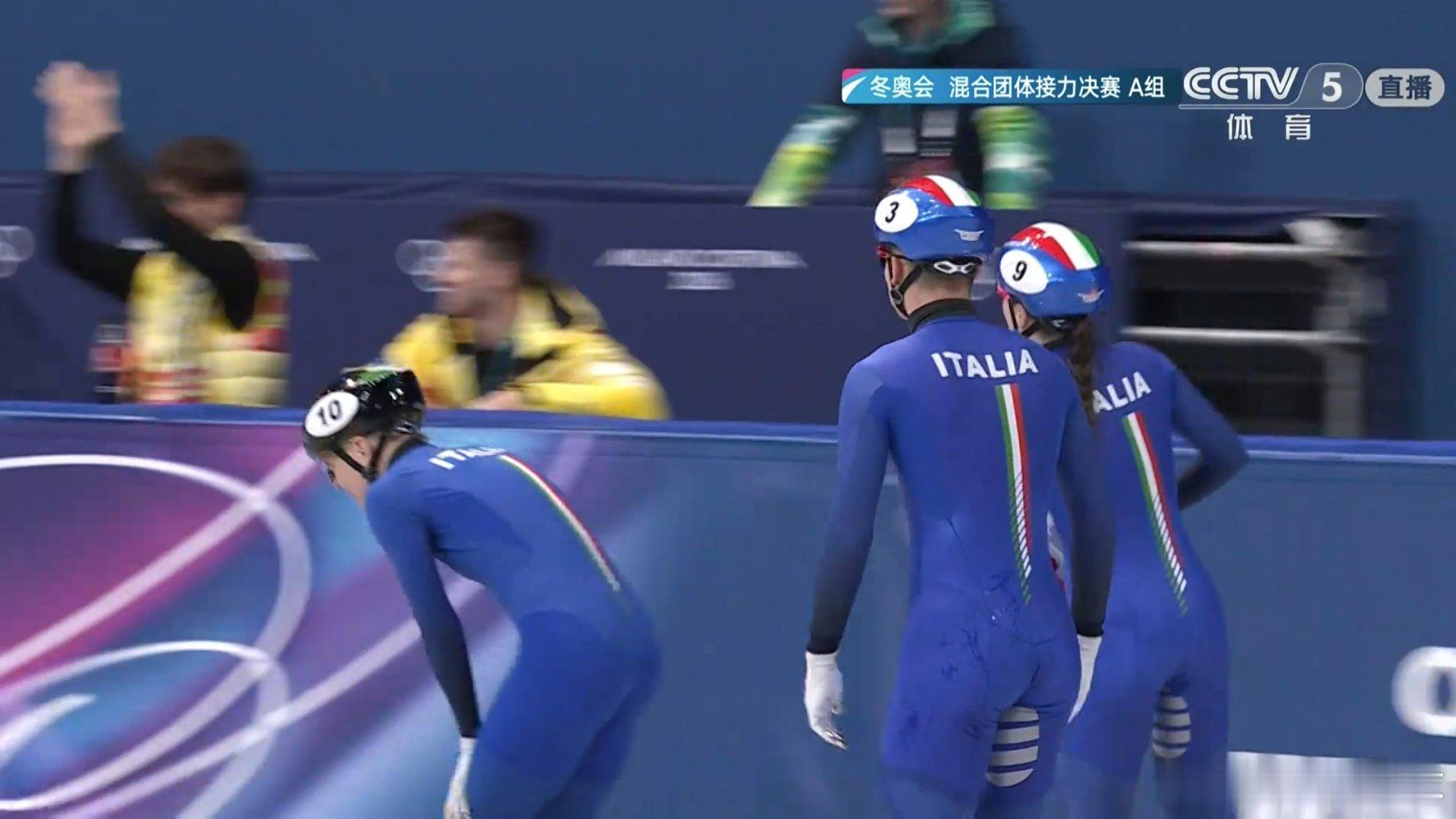 短道速滑混团接力 意大利队太强了，中国队可惜啊，应该能拿牌的… 