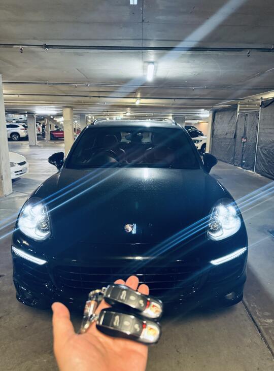阿德莱德继续收车，保时捷卡宴干就完了