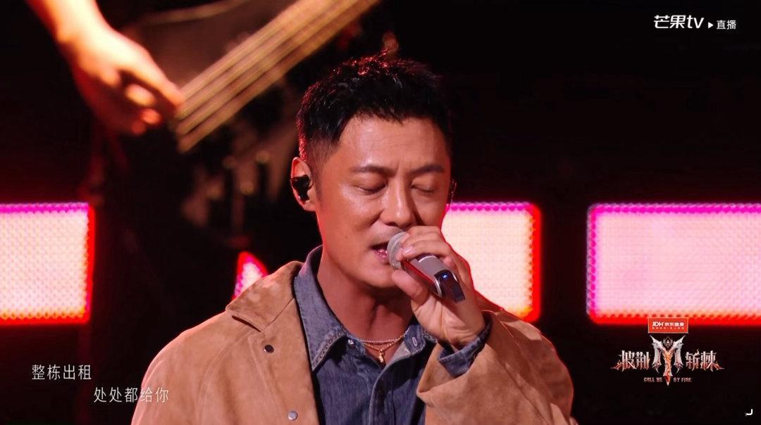 余文乐鲜花低音和声细细品味《鲜花》的和声编排，余文乐的低音贯穿其中，每一处铺垫都