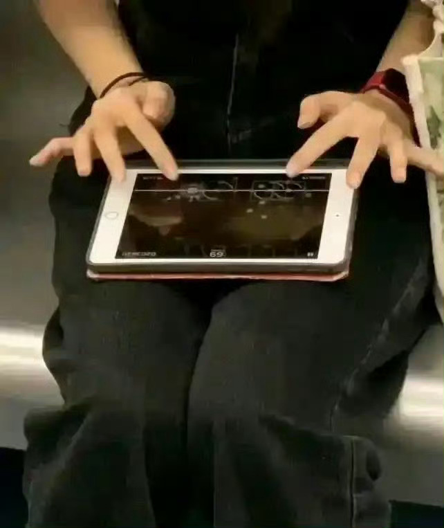 不嫌丢人吗？什么老牌机器都拿出来玩[流汗] ​​​