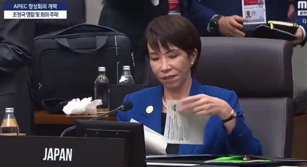 当着中方的面，高市早苗提到台湾，坚持一个中国

高市早苗当选日本首相后，外界一直