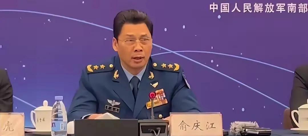 很快就会有好东西给大家看了！简直是太期待了！

据媒体报道，空军副司令员俞庆江，