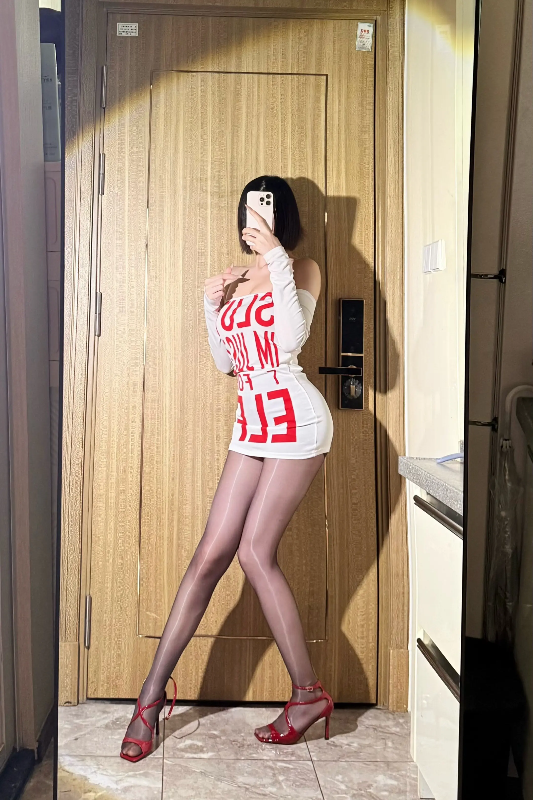 下辈子还长这腿。