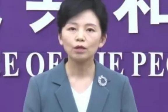 中国又悄悄关上了一扇更要命的门！在稀土还未撕完的时候，中国又加紧了另外一出口，而