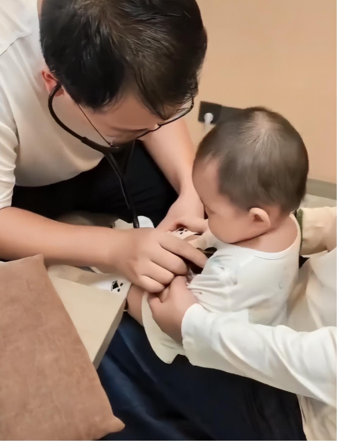 8月18日，江苏沭阳出现了让人动容的一幕，百余辆私家车自发加入送行队伍，护送39