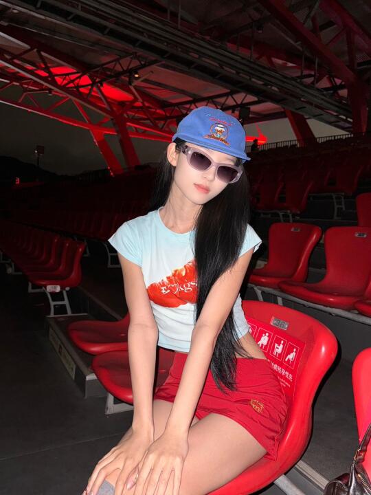 三亚红色娘子军热血沸腾
